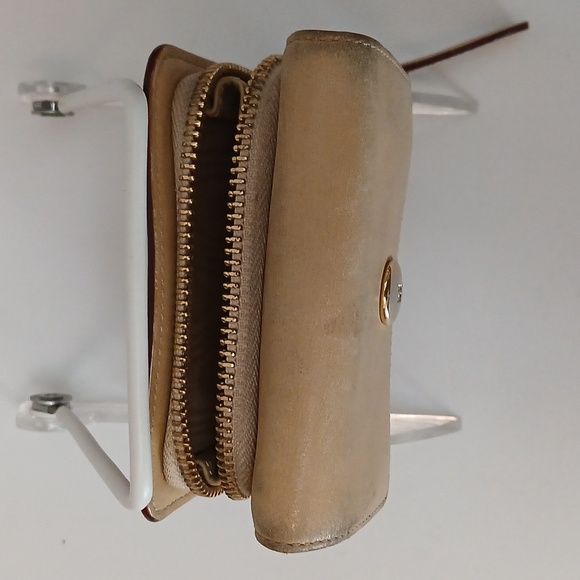 Kate Spade New York Tri-fold Cream Wallet - Picture 2 of 10